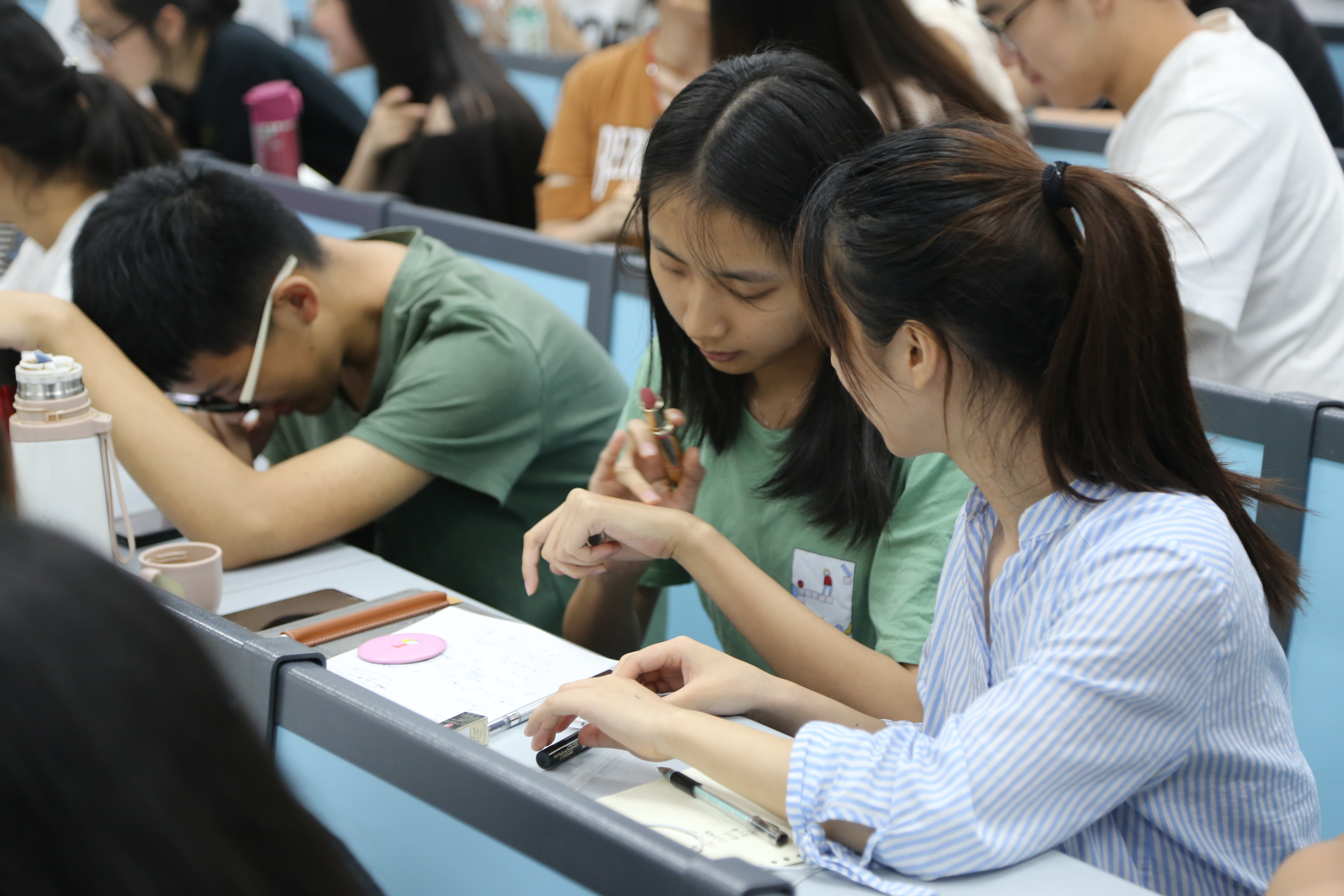 综能课程丨魅力青春,礼仪先行——大学生礼仪培养课程